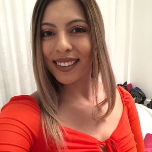 Meet your Posher, Denisse